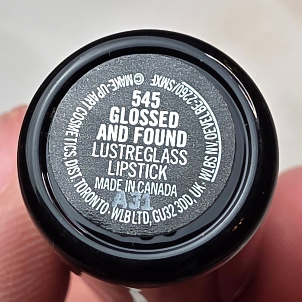 MAC Lustreglass Lipstick 545 Glossed and Found Sheer Shine Red Shimmer W1 - Picture 3 of 16